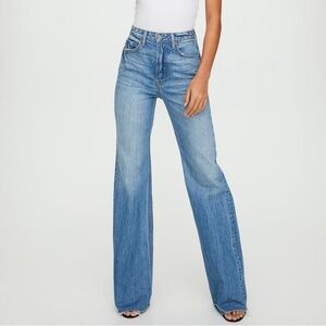 GRLFRND Carla Straight Leg Jeans Sz. 25 semi distressed high waisted medium wash